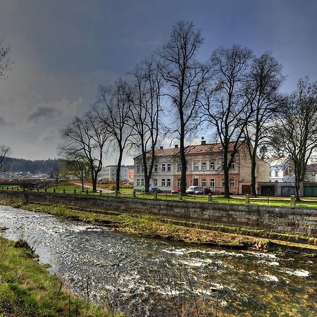 Apartmany Trutnov Promenada מראה חיצוני תמונה